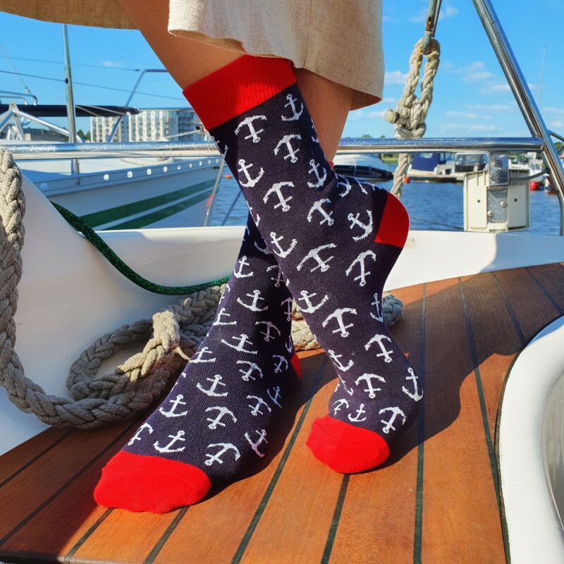 marine-anchor-pattern-socks-1