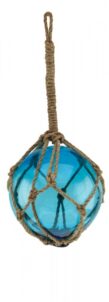 fishermens-glass-ball-in-net-ocean-blue