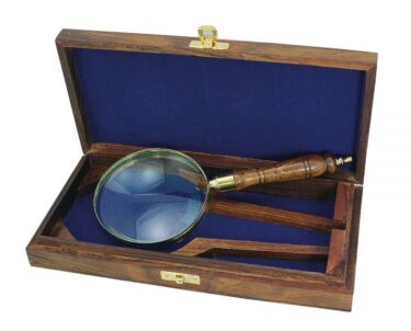 magnifier-in-box-8013