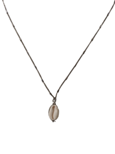 necklace-white-seaclam