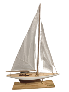 sailing-yacht