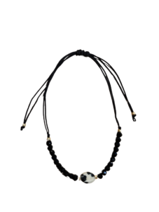 black-bracelet-with-black-white-bead